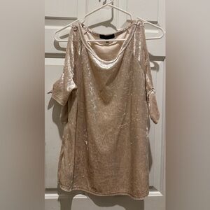 Sanctuary Cream Velvet Tie Sleeve Cold Shoulder Short Sleeve Top Size Medium